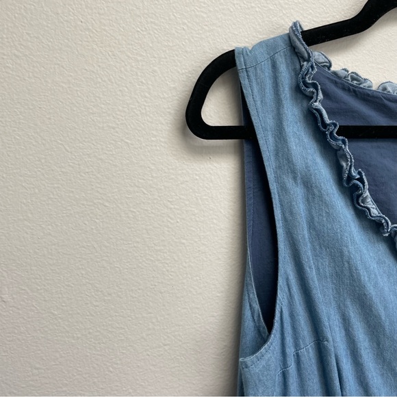 ModCloth Chambray Ruffle Dress With Pockets Size Large - Picture 6 of 12